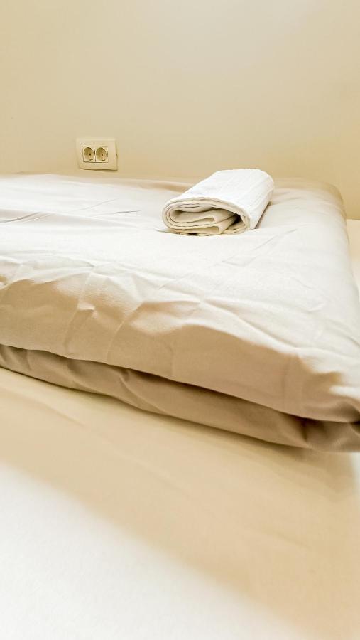 Bascarsija Guesthouse - Private Bath, Tv & Aircon Сараево Экстерьер фото