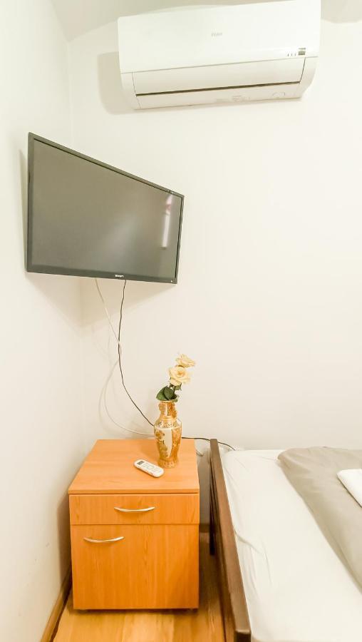 Bascarsija Guesthouse - Private Bath, Tv & Aircon Сараево Экстерьер фото